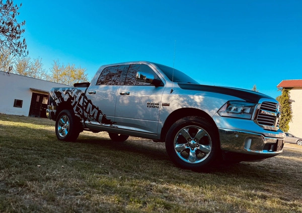 Dodge RAM cena 94000 przebieg: 162000, rok produkcji 2014 z Legnica małe 436